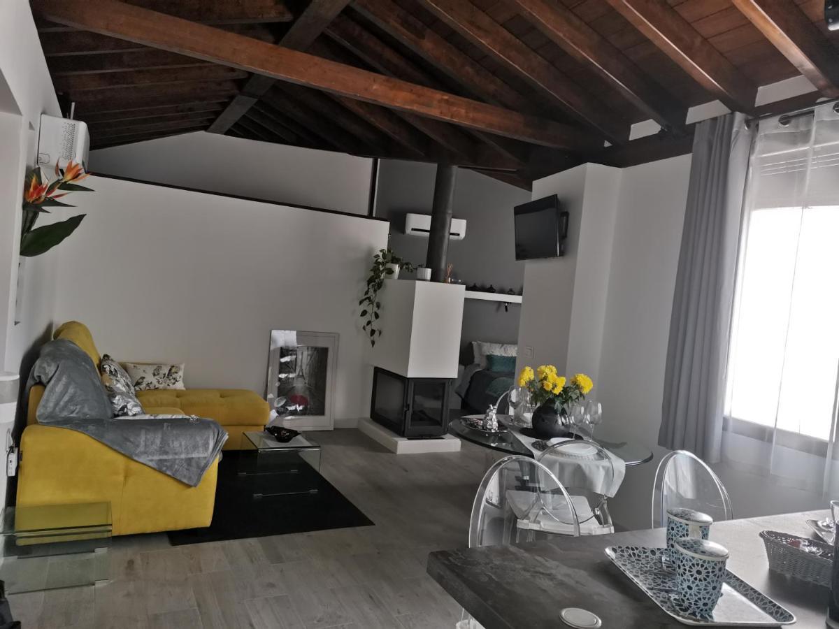 Apartamento FG Albayzin apartamento deluxe con terraza vistas y parking gratis Granada Exterior foto