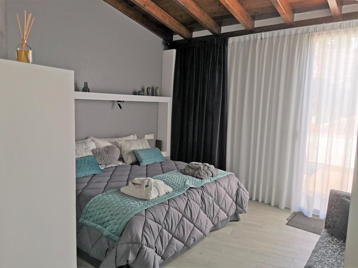 Apartamento FG Albayzin apartamento deluxe con terraza vistas y parking gratis Granada Exterior foto