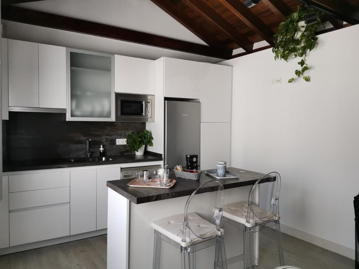 Apartamento FG Albayzin apartamento deluxe con terraza vistas y parking gratis Granada Exterior foto