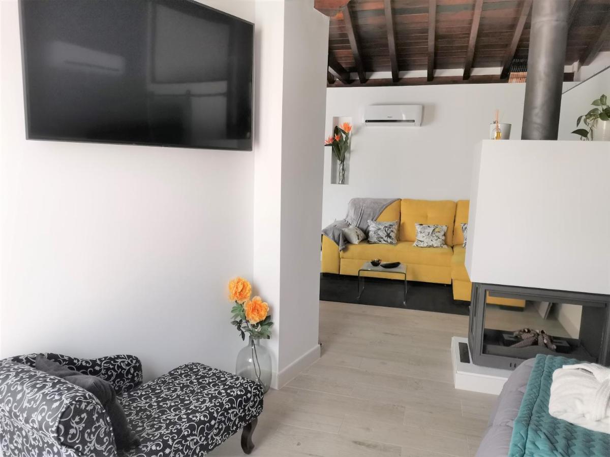Apartamento FG Albayzin apartamento deluxe con terraza vistas y parking gratis Granada Exterior foto