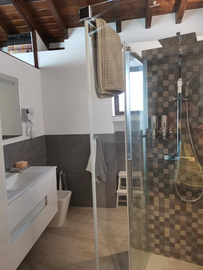 Apartamento FG Albayzin apartamento deluxe con terraza vistas y parking gratis Granada Exterior foto