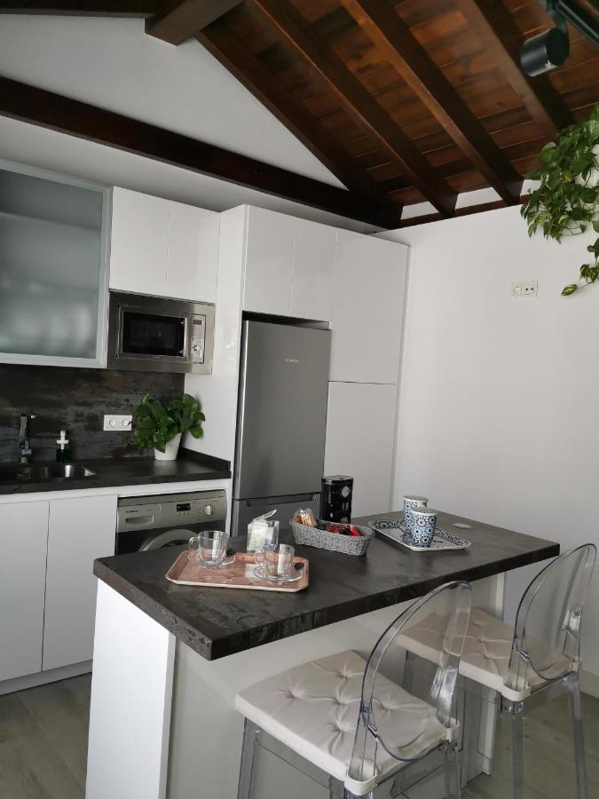 Apartamento FG Albayzin apartamento deluxe con terraza vistas y parking gratis Granada Exterior foto